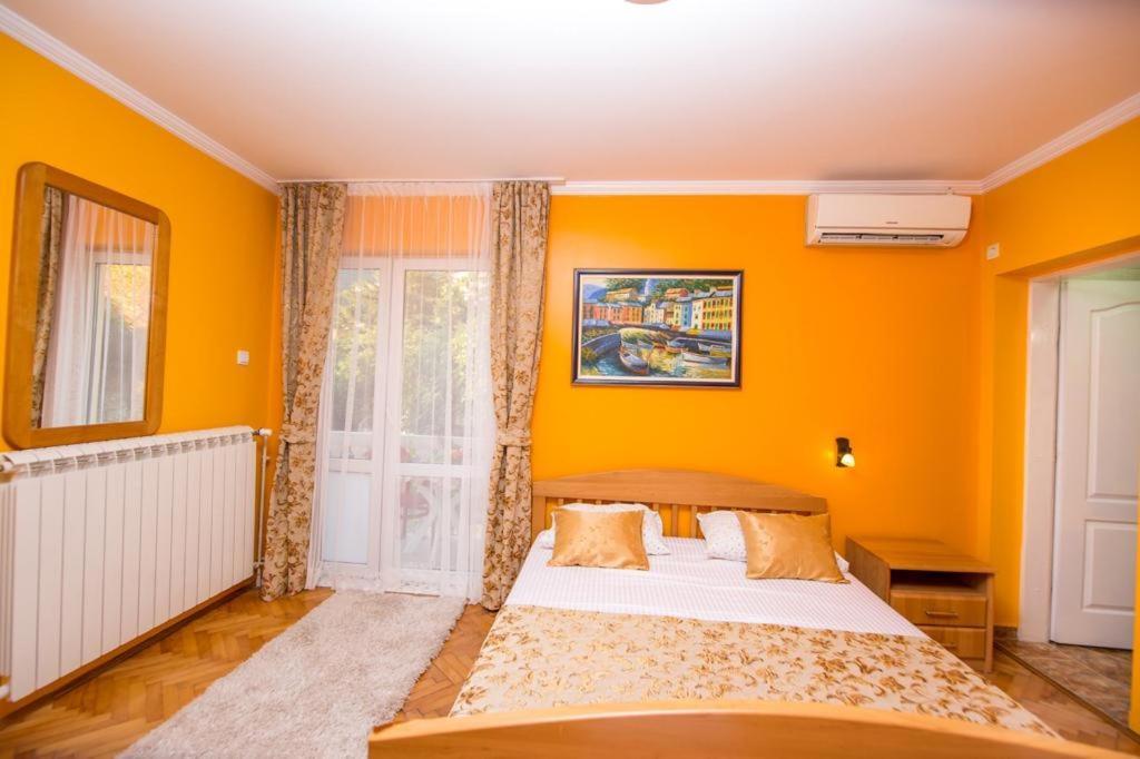 רפאלוביץ' Acika Apartments מראה חיצוני תמונה