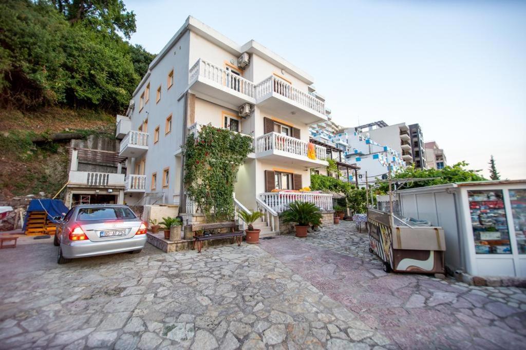 רפאלוביץ' Acika Apartments מראה חיצוני תמונה