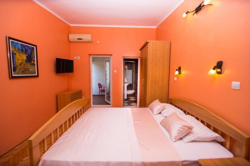 רפאלוביץ' Acika Apartments מראה חיצוני תמונה