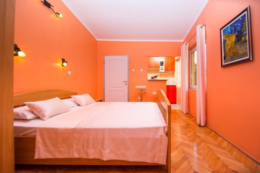 רפאלוביץ' Acika Apartments מראה חיצוני תמונה